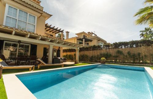 Puig de Ros Maison | Casa Pinsa - Großzügiges mediterran-stilvolles Ferienhaus mit eigenem Pool in Puig de Ros