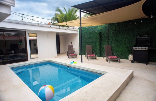 Barrio Santa Lucia Maison | Casa Plata | 1 Block away: Clubs, Restos & Beach