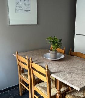 Fontaine-l'Eveque Appartement | Casa Polizzi - Maison entière