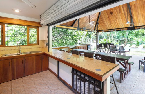 Jaco Maison | CASA PUMILIO: Family Vacation Home w/concierge service! Mountain, 5min to Beach.