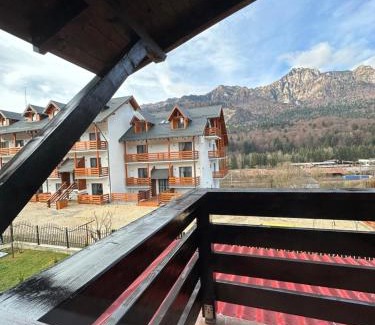 Poiana Tapului Maison | Casa Rares Busteni