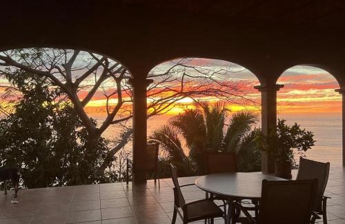 Lo de Marcos Maison | Casa Rebeca - Hill Serenity