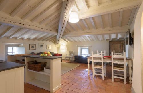 Scheggia Appartement | Casa Ribes - Fattoria la Speranza, Case Toscane