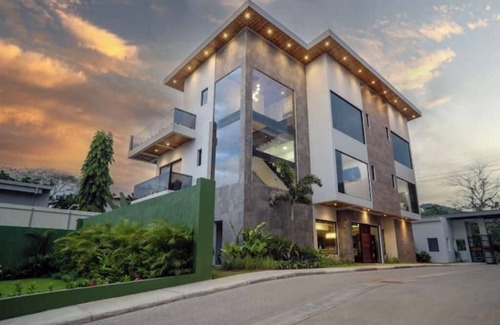 Jaco Villa | Casa Rio Mar Luxury Villas, 7 Luxury Oceanfront Villas, 52 Bedrooms, 150 Guests