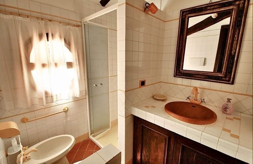 Umbertide Villa | Casa Riozzo. TENNIS PRIVE, PISCINE PRIVEE, cuisines extérieures / extérieures, wifi gratuit