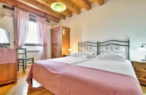 Kastel Lit Et Petit-Déjeuner | Casa Romantica La Parenzana