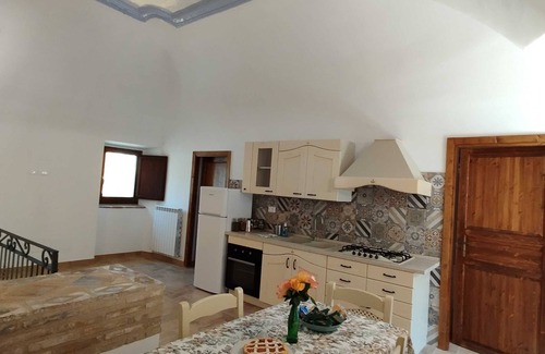 Tione degli Abruzzi Appartement | Casa Rondinella: Cozy apartment in an 18th century palazzo
