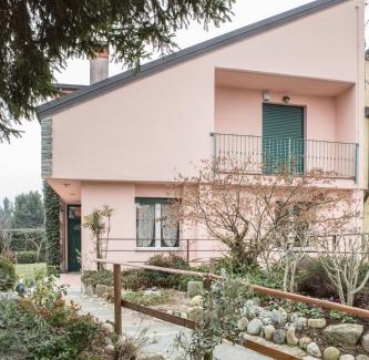 Luisago Appartement | Casa Rosa