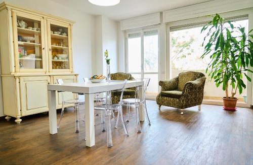 Carbonia Appartement | Casa Rosita Spazio Comfort e Relax 130mq con 3 Camere