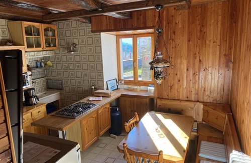 Trarego Viggiona Appartement | Casa Rossi: Vacation in the dreamy mountain village of Trarego-Viggiona above Lake Maggiore