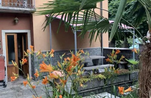 Trarego Viggiona Appartement | Casa Rossi: Vacation in the dreamy mountain village of Trarego-Viggiona above Lake Maggiore