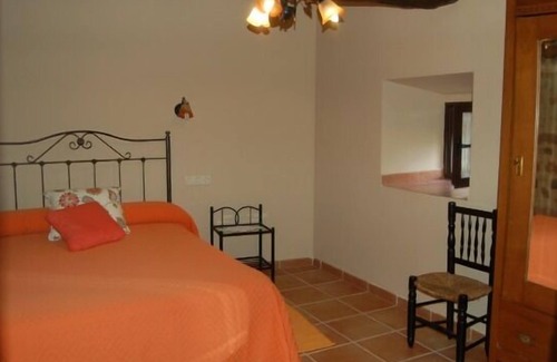 Villasbuenas de Gata Cottage | Casa Rural Sietevillas Padel ***** offer children