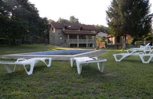 Ponteareas Maison | Casa rural con piscina