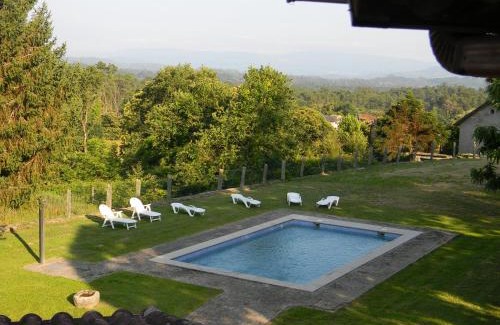 Ponteareas Maison | Casa rural con piscina