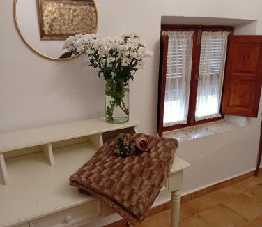 San Carlos del Valle Maison | Casa Rural en San Carlos del Valle- Doña Gumersinda