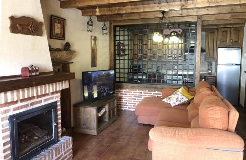 Navalguijo Maison | Casa Rural El Castaño