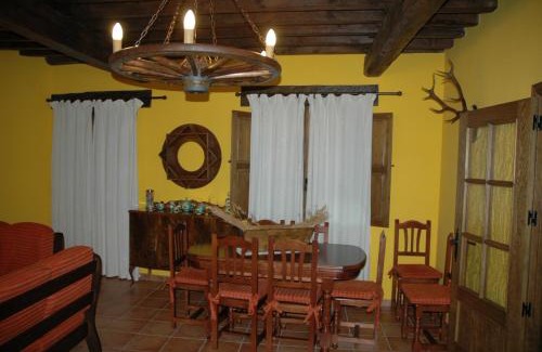Villar del Pedroso Maison | Casa Rural El Pedroso