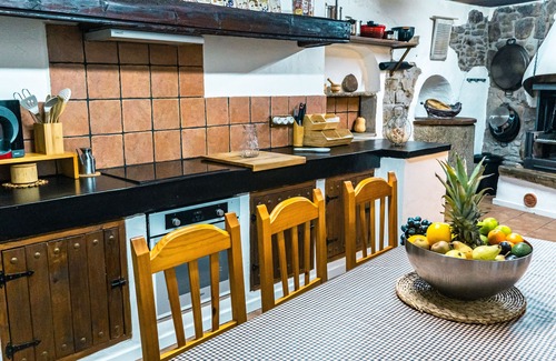 Els Plans de Sio Cottage | Casa Rural