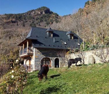 Gistain Maison | Casa Rural Fontamil