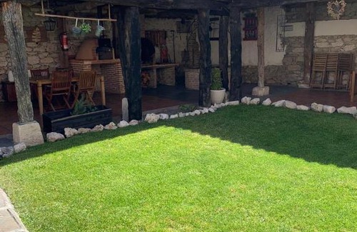 Campo de Cuellar Maison | Casa rural Laguna Herrera