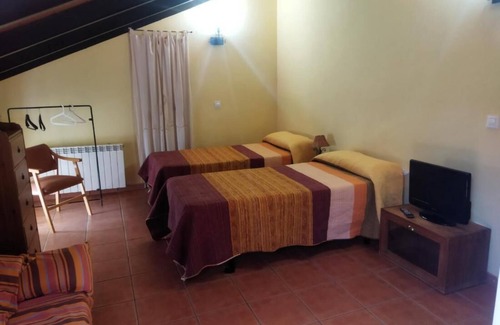 Cillan Autre | Casa Rural Las Henrenes