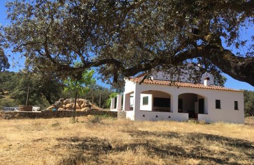 Aroche Maison | Casa Rural Monterrey Aroche