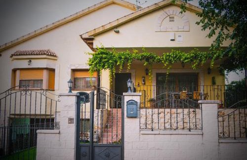 Albares Maison | Casa Rural Rincones de Albares