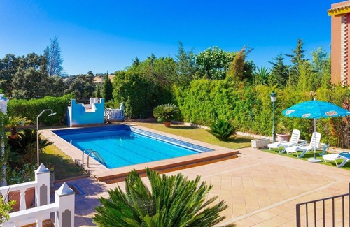 El Garrobo Villa | Casa Rural Sevilla Guillena by Ruralidays