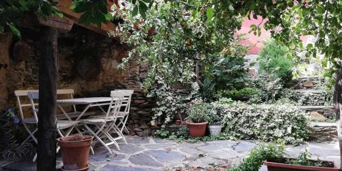 Pradena de Atienza Maison | Casa Rural Sobre Fábulas