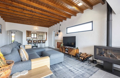 Aljezur Villa | Casa Salacia - Lake and Mountain views