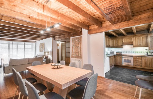 Casarilh Chalet De Ski | Casa Salient by Totiaran