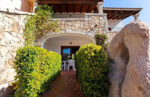 Monte Petrosu Maison | Casa Sassi with swimming pool, 2 bedrooms