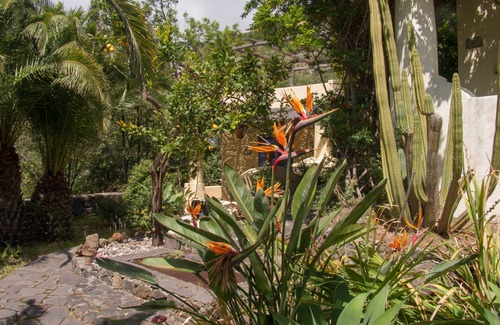 Lipari Maison | Casa Scirocco Limone- Villa avec jardin avec vue sur la mer