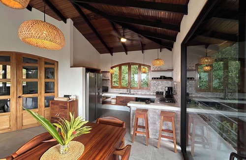 Ballena Maison | Casa Selvatica Short term Rental - Life time memories