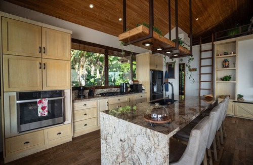 Jaco Maison | Casa Serendida, with Panoramic Views