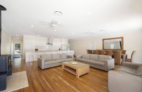 Pokolbin Maison | Casa Siena Hunter Valley 5 chambres king size toutes avec en-suites complètes.