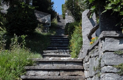 Tenero-Contra Appartement | Casa Soleil Apartment Rosa Rossa with magnificent lake view, with dog welcome
