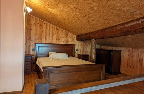 Bellino Maison | Casa su due Piani, Animali Benvenuti, nel Cuore di un Borgo Occitano
