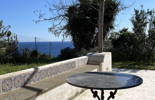 Procida Maison | Casa sul Mare con Giardino Sulla Suggestiva Punta Solchiaro