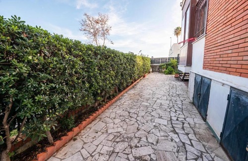 Terracina Appartement | Casa sul Mare con Posto Auto e Giardino Privato