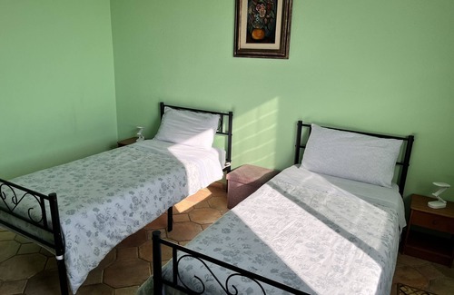 Saint-remy-de-provence Lit Et Petit-Déjeuner | Casa T Bed and Breakfast & Home Restaurant