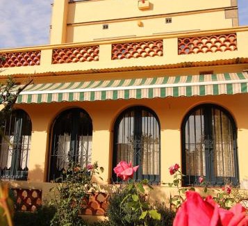 Borrassa Maison | Casa TAPIOLAS