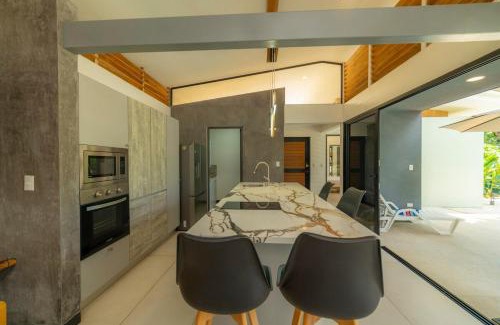 Manzanillo Maison | Casa Tatala - 2bdr home with pool near Santa Teresa beach