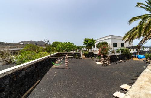 Conil Maison | Casa Testeyna Timanfaya in Tegoyo