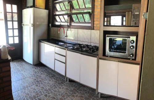 Governador Celso Ramos Maison | Casa Tijolinho a Vista - 150 mt praia