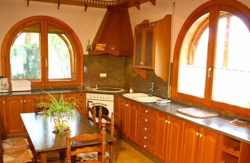 Horta de Sant Joan Maison | CASA TONI GRANDES GRUPOS