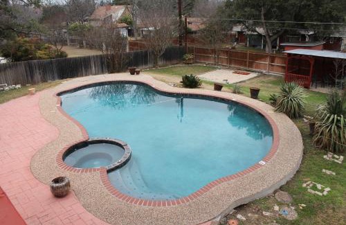 North San Antonio - SAT Maison | Casa Tortuga - 10ppl Family home with Pool