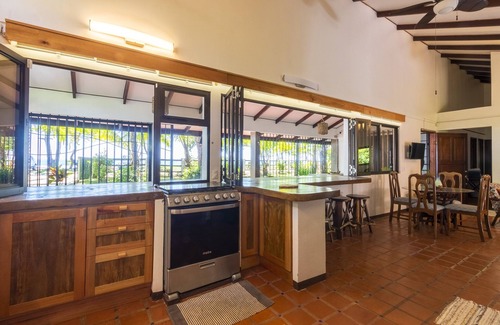 Esterillos Oeste Maison | Casa Tortuga - Beachfront House