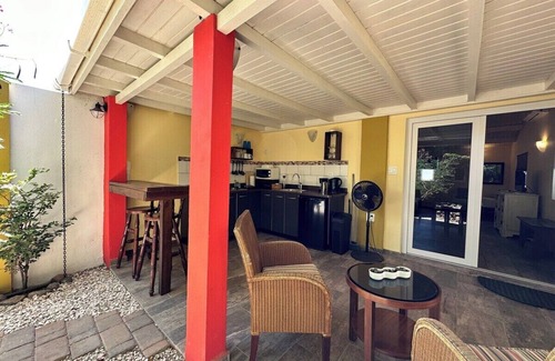 Savaneta Cottage | Casa Tropical Cottage w/ Pool