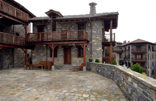Boltana Maison | Casa Unica con Piscina
